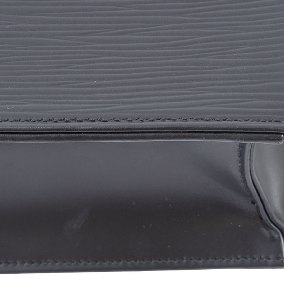 LOUIS VUITTON Black Leather Bag - Picture 4 of 10